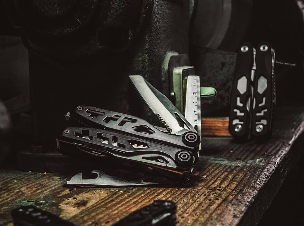 ΠΟΛΥΕΡΓΑΛΕΙΟ BOKER PLUS SPECIALIST II